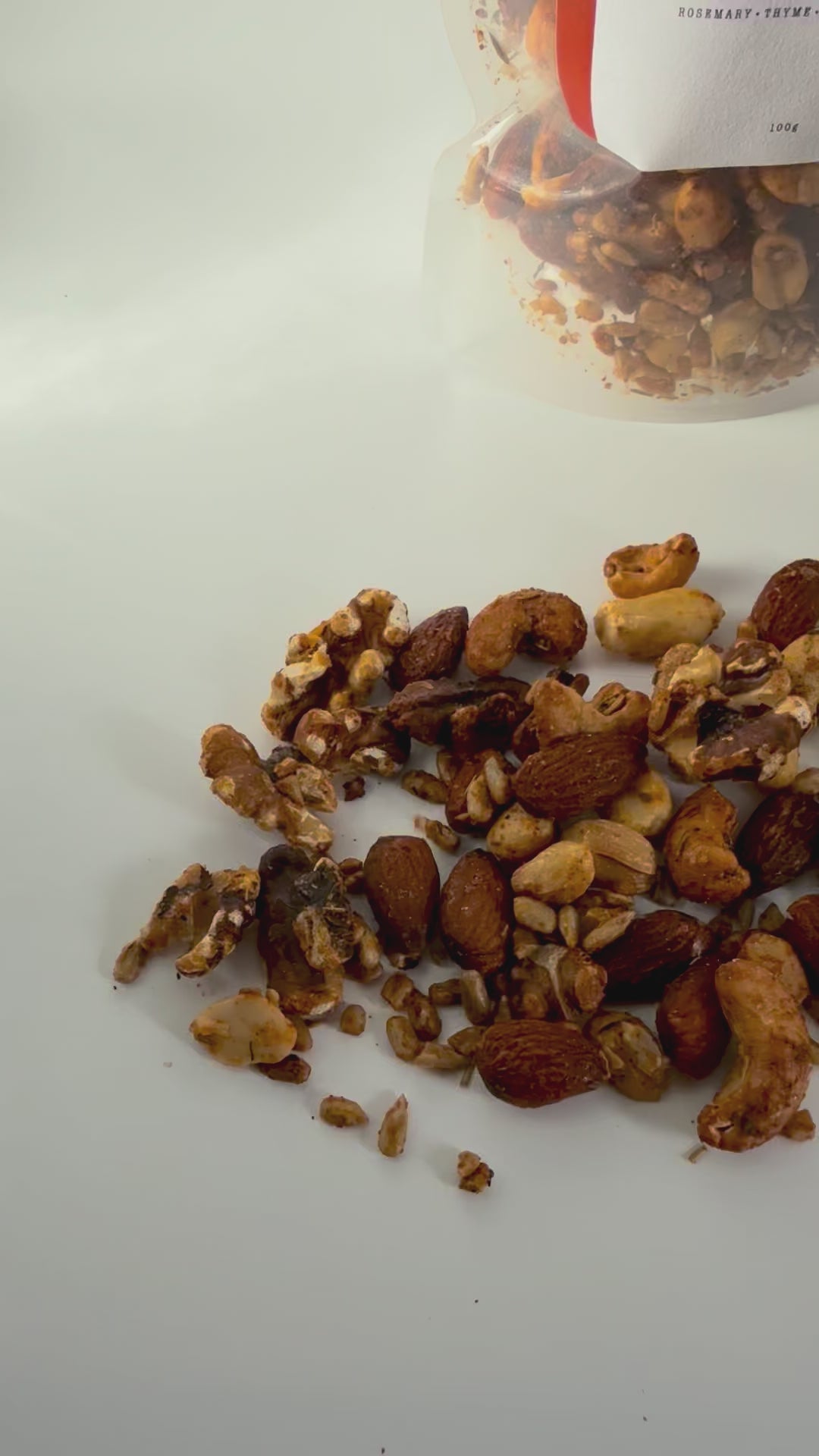 ROSEMARY & CHILLI DUST ROASTED NUTS